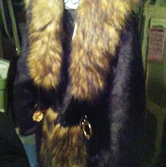 Brand new Rabbit fur coat - Picture 1 of 2